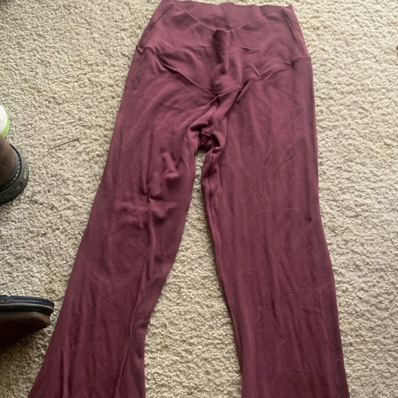 Aerie Offline High-Rise Flare Leggings - Wine - Picture 2 of 2